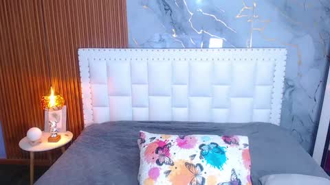 LITTLE AINHOA  online show from 01.18.25