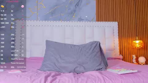 LITTLE AINHOA  online show from 09.19.25