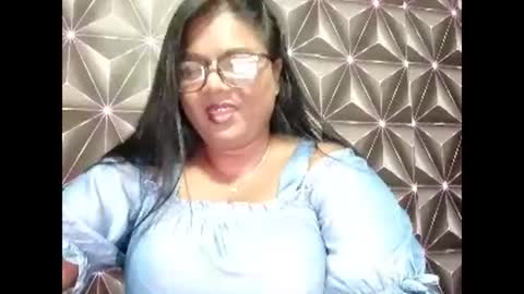 Snapshot of indiandelia chatting on 02.01.26 indiandelia online show from 02.01.26