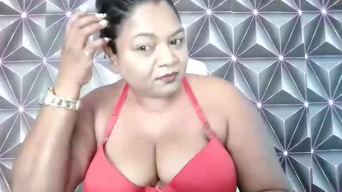 Snapshot of indiandelia chatting on 02.20.26 indiandelia online show from 02.20.26