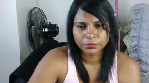 Snapshot of indiandreams_ chatting on 11.01.25 Palavi online show from 11.01.25