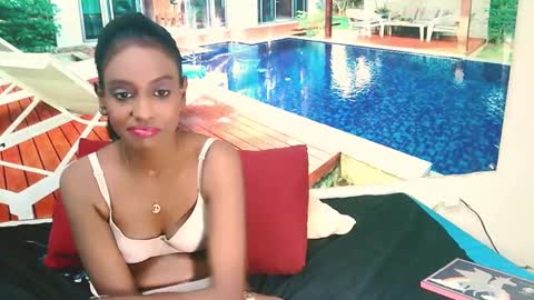 Leah online show from 12.02.24