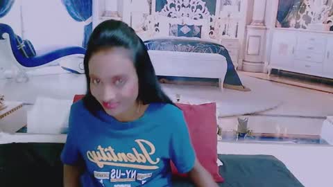 Leah online show from 12.06.24