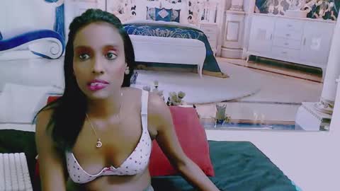 Leah online show from 12.06.24