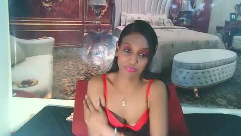 Leah online show from 12.11.24