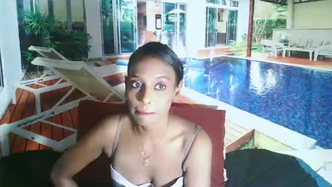 Leah online show from 12.11.24