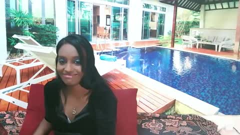 Leah online show from 12.13.24