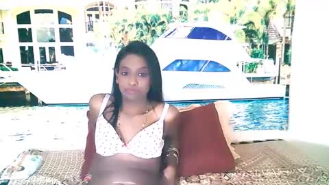 Leah online show from 12.21.24