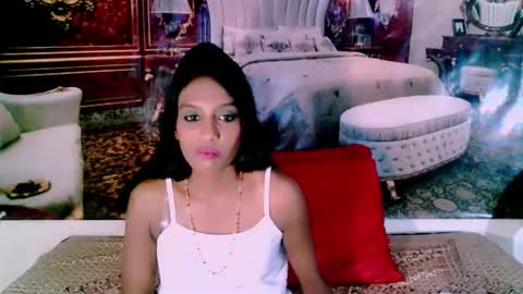 Leah online show from 12.30.24