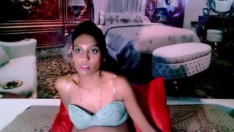 Leah online show from 12.30.24