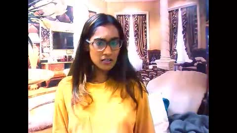 Snapshot of indianrebel4u2luv chatting on 10.09.25 indianrebel4u2luv online show from 10.09.25