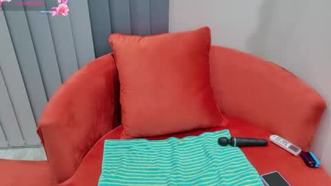 Snapshot of indianromance chatting on 05.23.26 Yazmin online show from 05.23.26