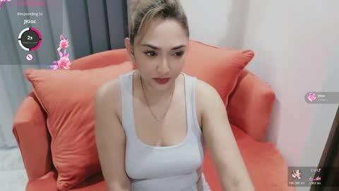 Snapshot of indianromance chatting on 05.25.26 Yazmin online show from 05.25.26