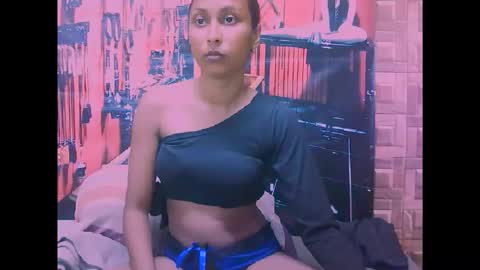 indiansexybutt4u2luv online show from 01.11.26