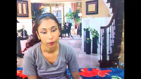 Snapshot of indiansexybutt4u2luv chatting on 05.21.26 indiansexybutt4u2luv online show from 05.21.26