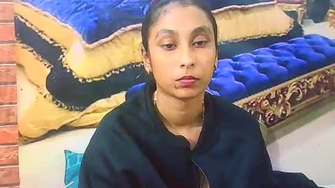 Snapshot of indiansexybutt4u2luv chatting on 06.27.26 indiansexybutt4u2luv online show from 06.27.26
