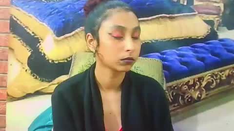 Snapshot of indiansexybutt4u2luv chatting on 06.29.26 indiansexybutt4u2luv online show from 06.29.26