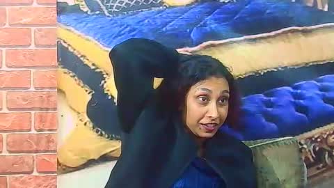 Snapshot of indiansexybutt4u2luv chatting on 07.17.26 indiansexybutt4u2luv online show from 07.17.26