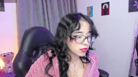 Snapshot of indra_cam chatting on 06.06.26 Diana online show from 06.06.26