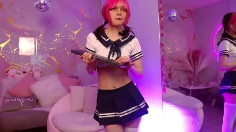 Snapshot of indy_moore chatting on 04.30.26 INDY online show from 04.30.26