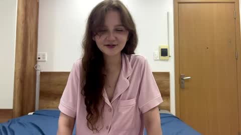 Viola online show from 05.20.26