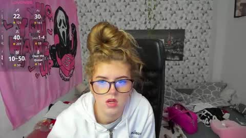 Snapshot of iness_lex chatting on 05.18.26 iness_lex online show from 05.18.26