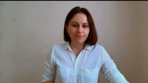 Snapshot of inessa_beauty chatting on 06.30.26 Inessa online show from 06.30.26