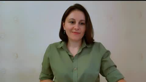 Snapshot of inessa_beauty chatting on 07.08.26 Inessa online show from 07.08.26