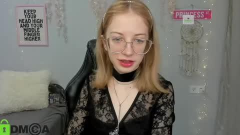 Mia online show from 03.28.26