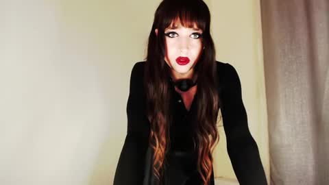 Snapshot of infinity_of_love chatting on 12.17.24 Jeremy online show from 12.17.24