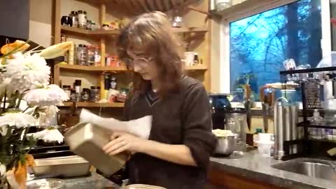 Snapshot of info_cat chatting on 12.02.25 info_cat online show from 12.02.25