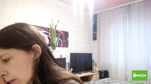 Snapshot of ingeborgalexanian chatting on 10.19.25 Emma online show from 10.19.25