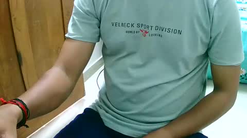 Snapshot of ingloriousuncut chatting on 02.04.25 Inglorious Hairy Uncut online show from 02.04.25