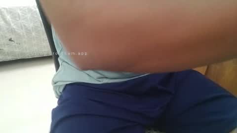 Snapshot of ingloriousuncut chatting on 10.09.25 Inglorious Hairy Uncut online show from 10.09.25