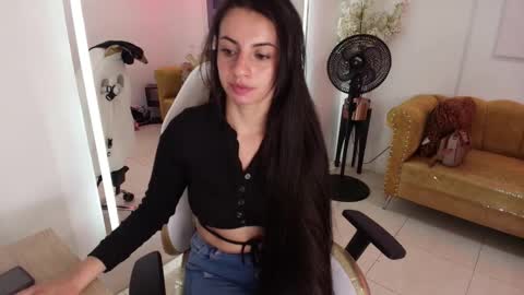 Snapshot of ingrid_rodriguezz chatting on 03.18.26 Ingrid online show from 03.18.26