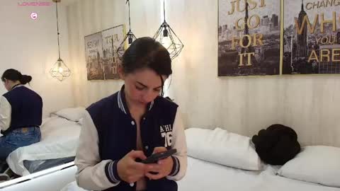 Snapshot of ingrid_rodriguezz chatting on 05.08.26 Ingrid online show from 05.08.26