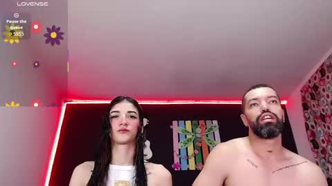 Snapshot of ingrid_zese chatting on 10.01.25 Ingrid Zese online show from 10.01.25