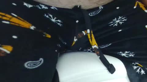 Hanging Out online show from 01.06.26