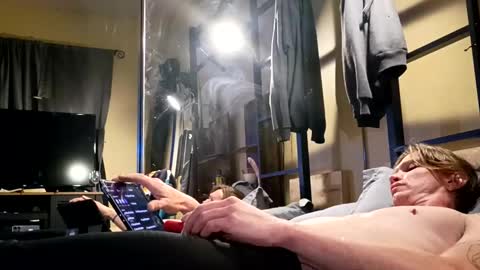 inlovewithlace online show from 10.26.25