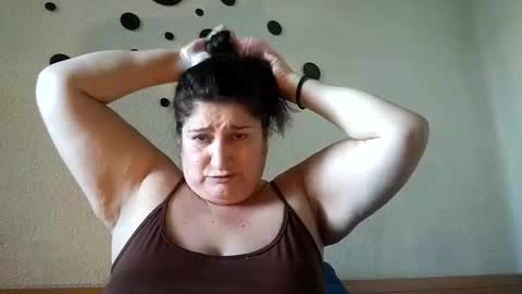 Snapshot of inna46_ chatting on 01.08.25 inna46_ online show from 01.08.25