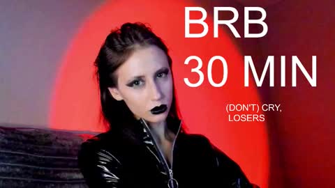 Snapshot of inner_light___ chatting on 12.19.25 Venera online show from 12.19.25