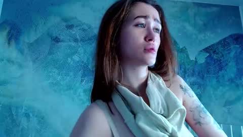 Lina online show from 10.28.25