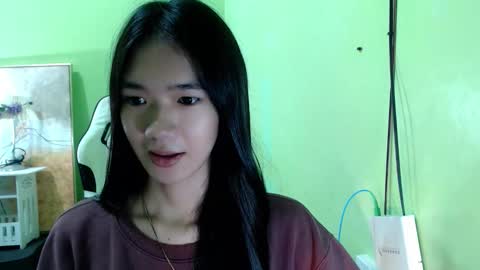 Reign online show from 12.01.25