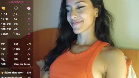 Laroa online show from 03.12.25