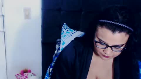 Snapshot of inouebleach chatting on 06.12.26 NATASHA online show from 06.12.26