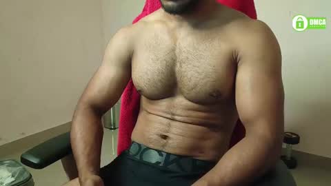 Snapshot of insanestud_miles chatting on 01.12.25 Miles online show from 01.12.25