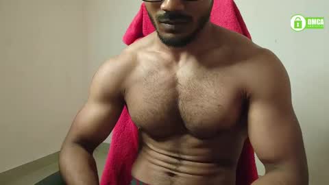 Snapshot of insanestud_miles chatting on 01.24.25 Miles online show from 01.24.25