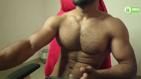 Snapshot of insanestud_miles chatting on 02.05.25 Miles online show from 02.05.25