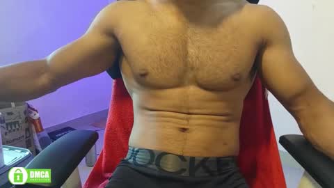 Snapshot of insanestud_miles chatting on 09.10.25 Miles online show from 09.10.25