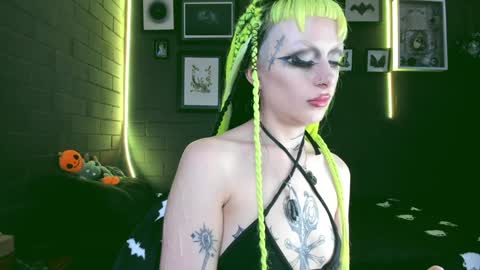Snapshot of insania_999 chatting on 12.02.24 SANIA online show from 12.02.24